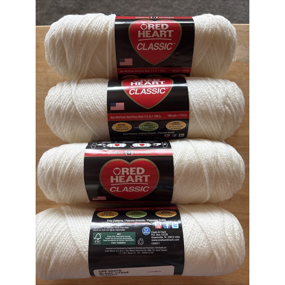 Red Heart Classic Yarn Off White E267 0003 Lot 5610 4 Skeins Acrylic Worsted